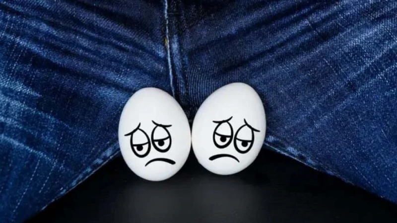 Qiz har doim barmoqlarini orgazm qilish uchun qanday ishlatishni biladi