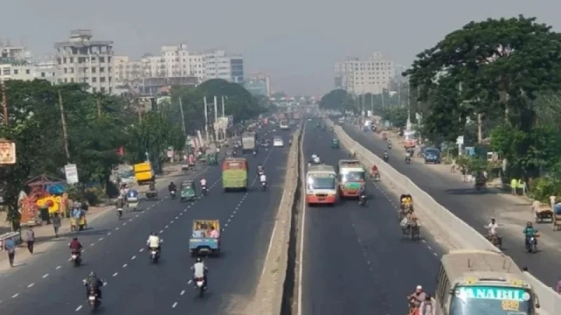 ঢাকার বাতাস আজ যাদের জন্য 'অস্বাস্থ্যকর'