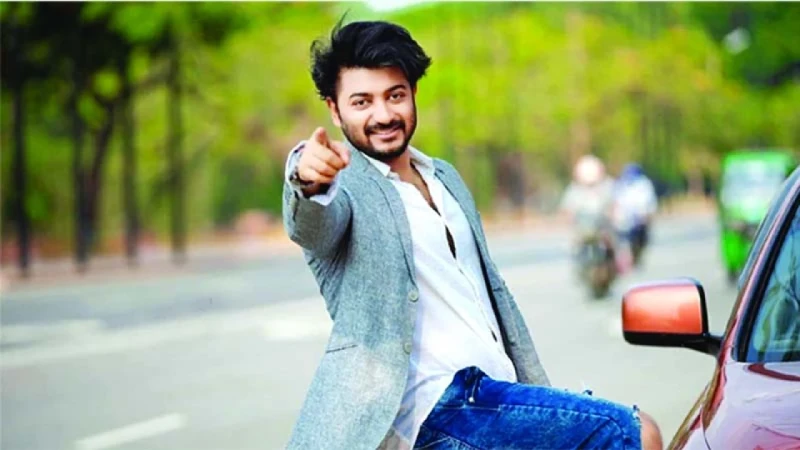 রুপালি গিটার আছে আইয়ুব বাচ্চু নেই