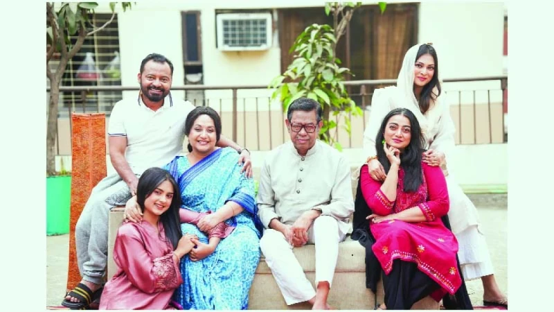 ১৫০ পর্বে ‘মিডল ক্লাস ফ্যামিলি’